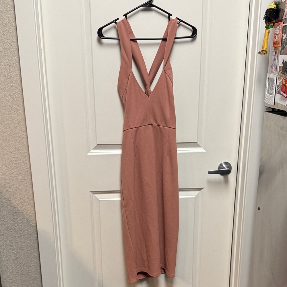 Elegant Pink Sleeveless Dress